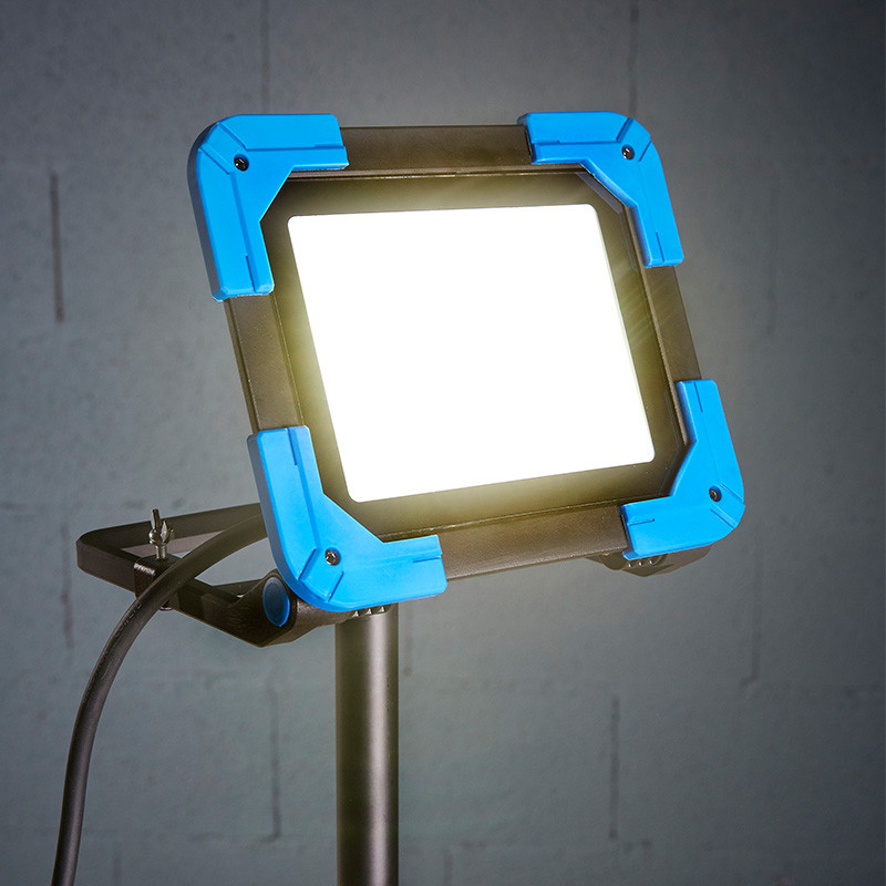 Lot Projecteur de Chantier LED Rechargeable 30W + Trepied NALTO