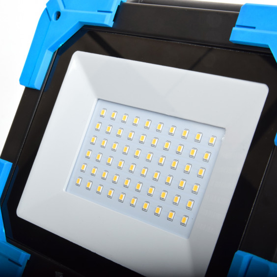 Projecteur de Chantier LED Batterie Rechargeable Extra Plat 30W IP54 NALTO