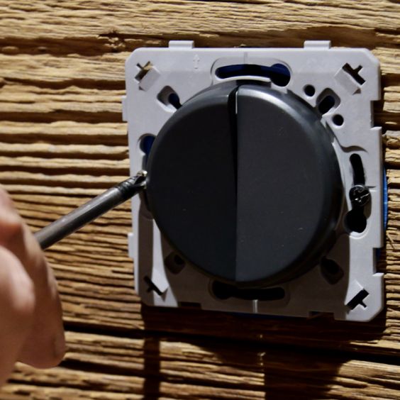 OHMTEC Epure Interrupteur va et vient + Poussoir gauche anthracite 