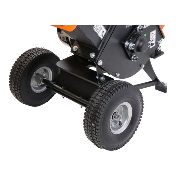 Broyeur de végétaux et de branches thermique essence 212cc 60mm ST PIERRE DU CHAMP